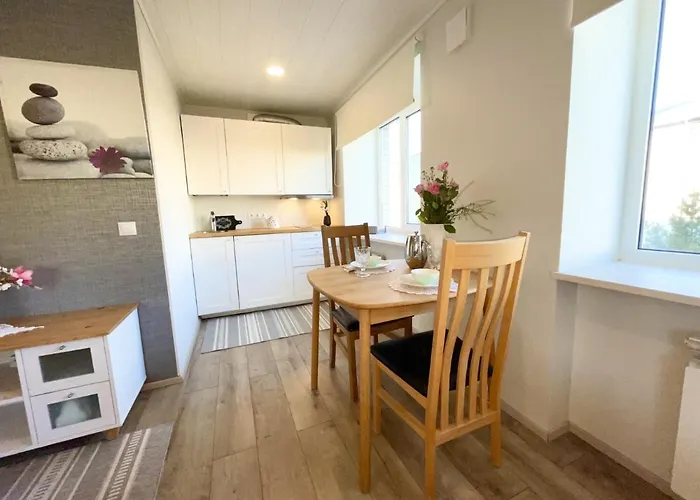 Haapsalu, Tallinna Maantee *